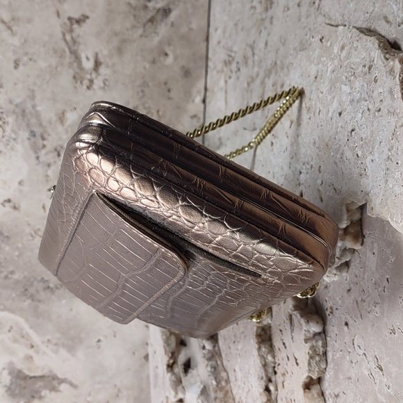 Hananel Full Frame Croc Embossed Faux Leather Wallet/Clutch - Picture 2 of 10